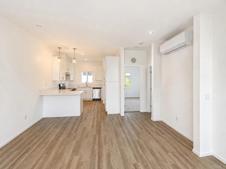 4968 Ocean View Boulevard photo 37