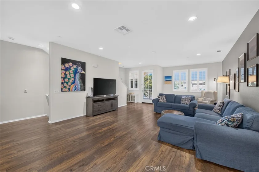 40935 Belleray Avenue photo 19