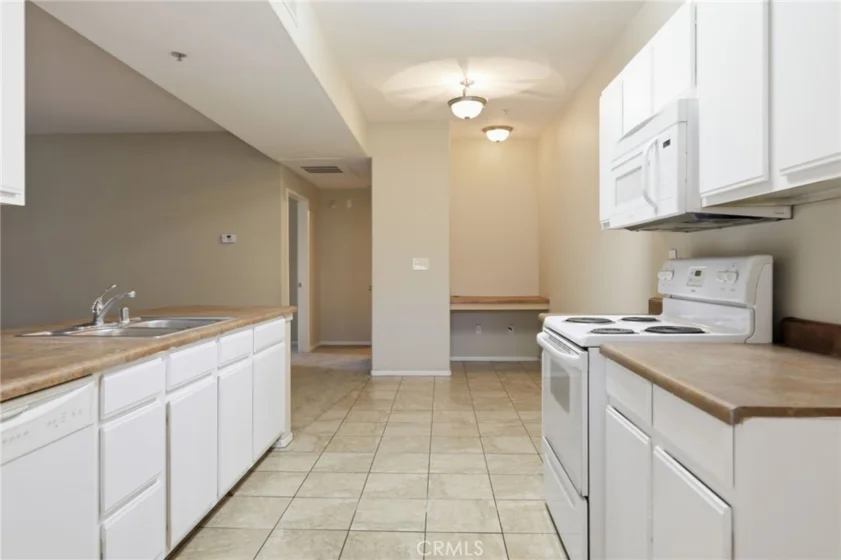 24909 Madison #2524 photo 11