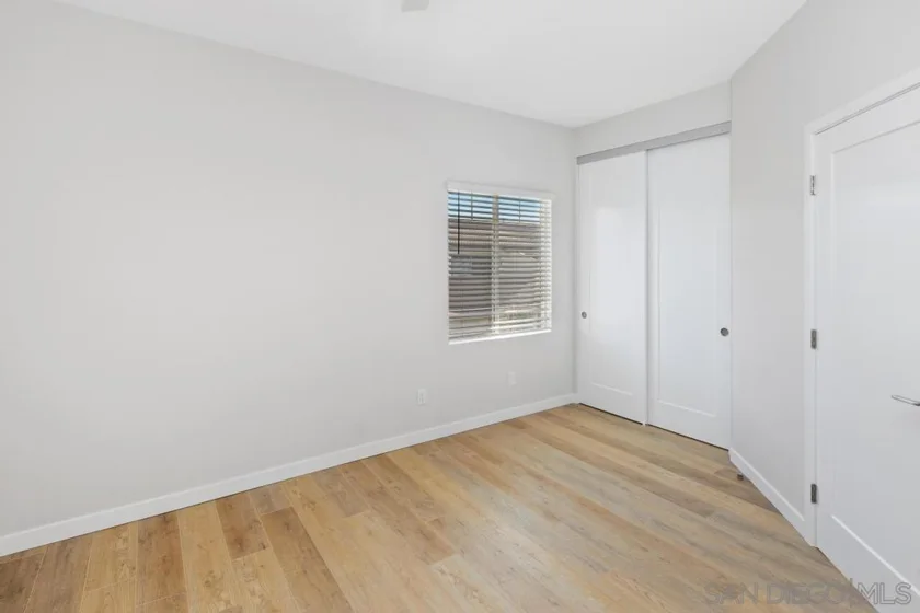 1345 Holly Avenue photo 27