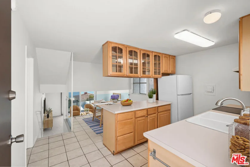 18203 Coastline Drive #2 photo 9