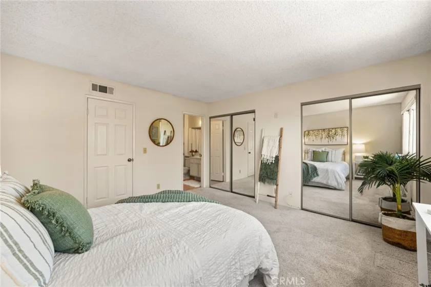 2650 W Meadowview Lane photo 20