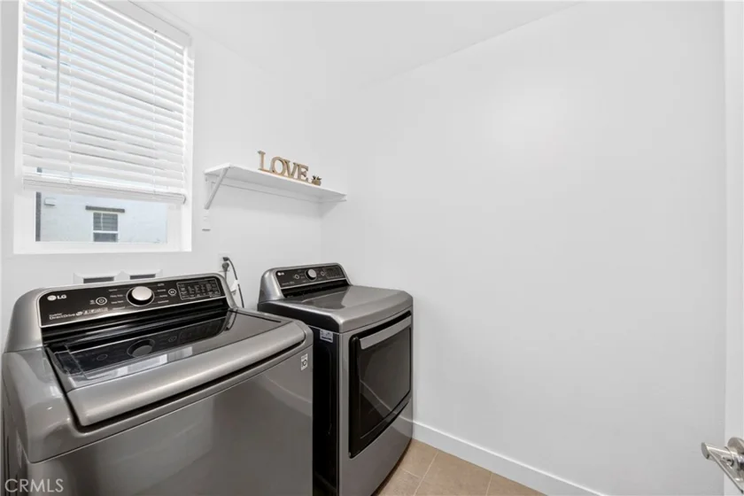 249 N Magnolia #3 photo 8