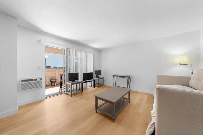 3266 Ashford Street #M photo 24