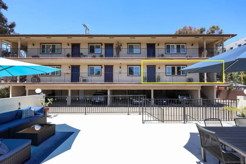 2040 Robinson #C photo 19