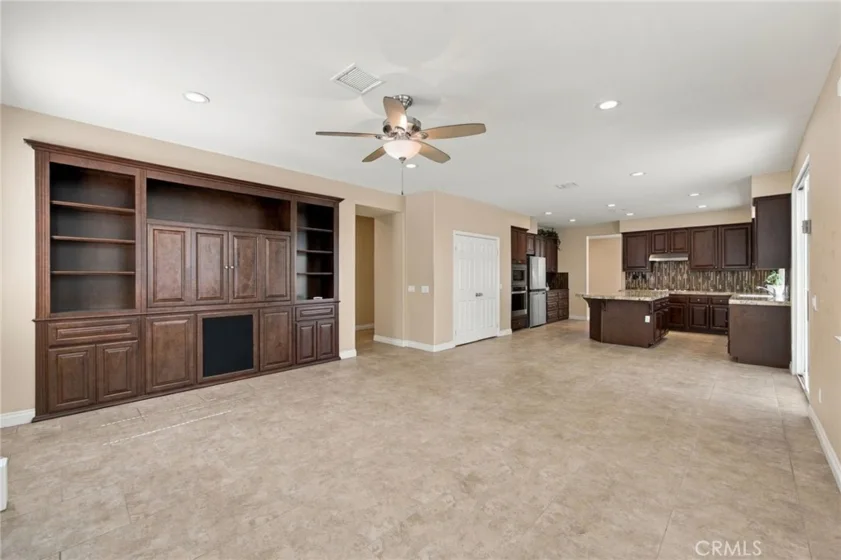31538 Whitefield Court photo 6