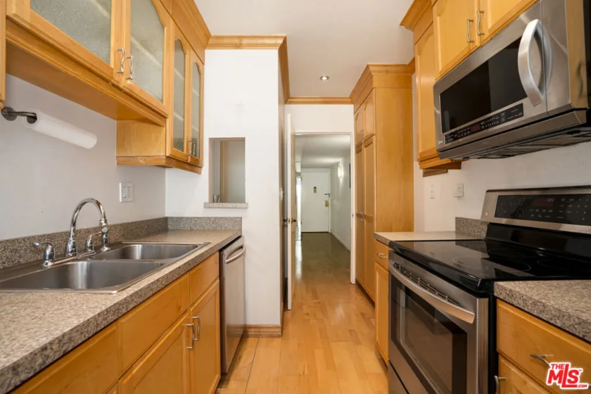 5845 Doverwood Drive #214 photo 11