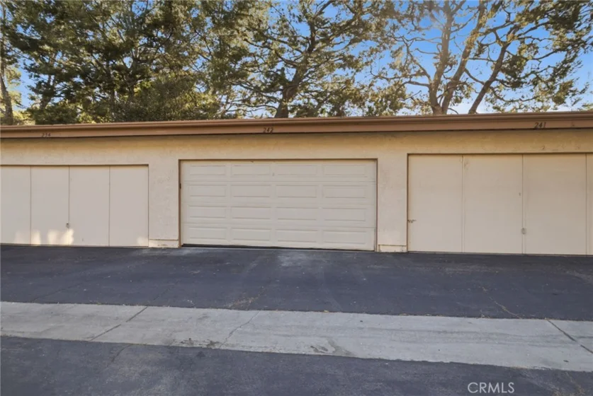 2351 Sutter Way #242 photo 35