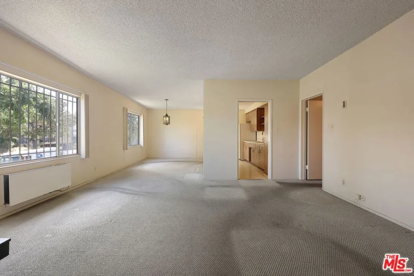 5025 Maplewood Avenue #14 photo 23