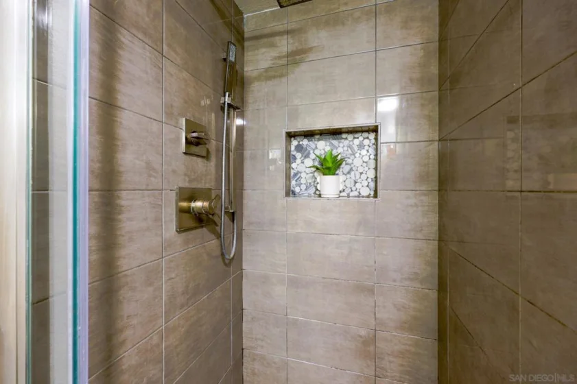440 Citracado Parkway #5 photo 20