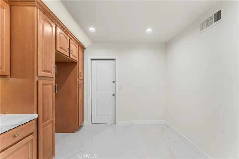 77 Barmore Court photo 15