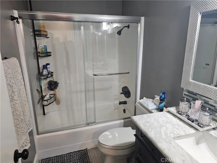 2990 Bradford photo 12
