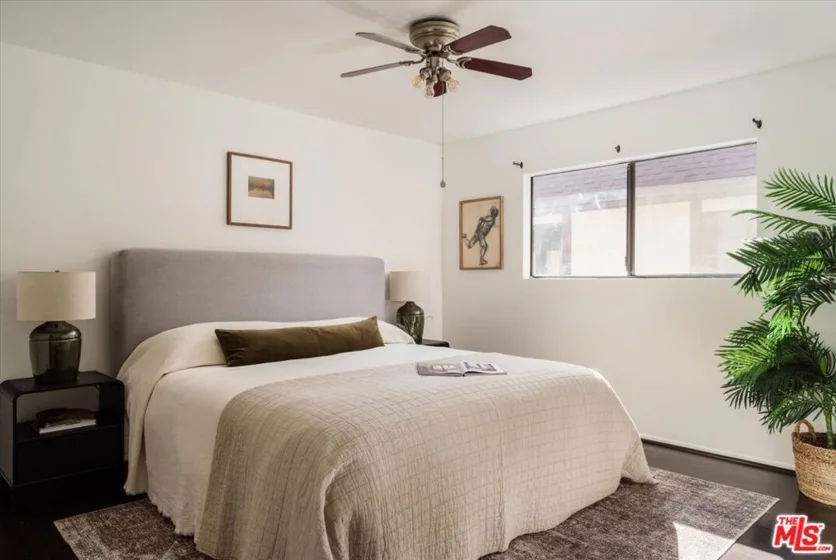 822 Victor Avenue #4 photo 27