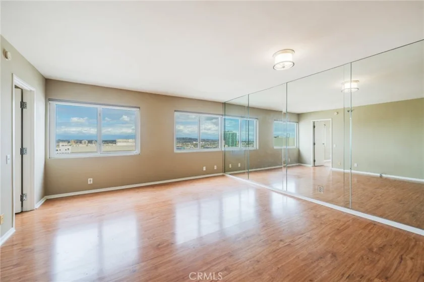 525 E Seaside #1802 photo 4
