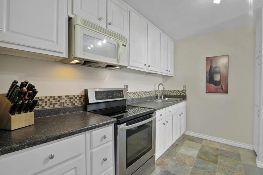3050 Rue Dorleans #344 photo 1
