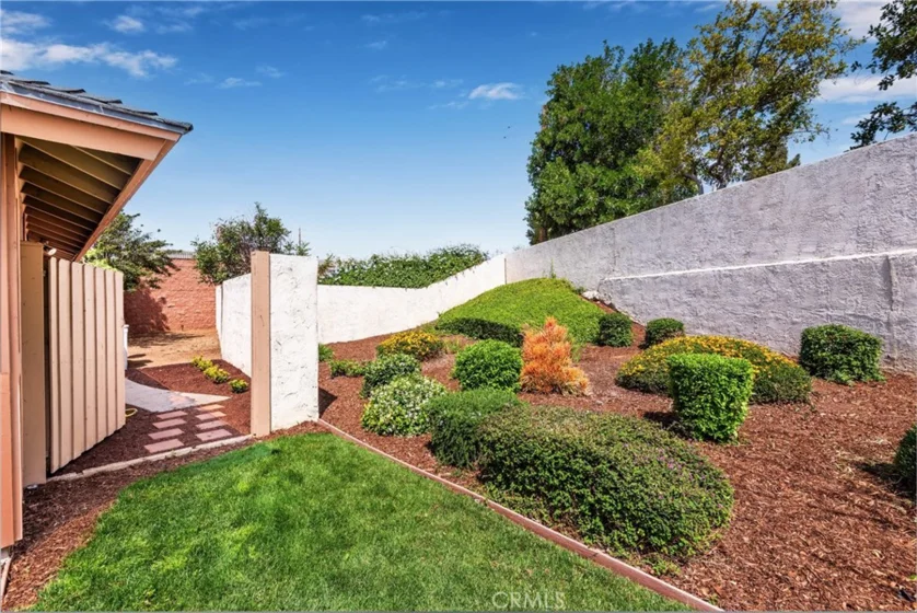6601 Vista Loma photo 1