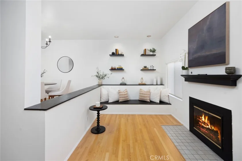 520 S Barrington Avenue #116 photo 7