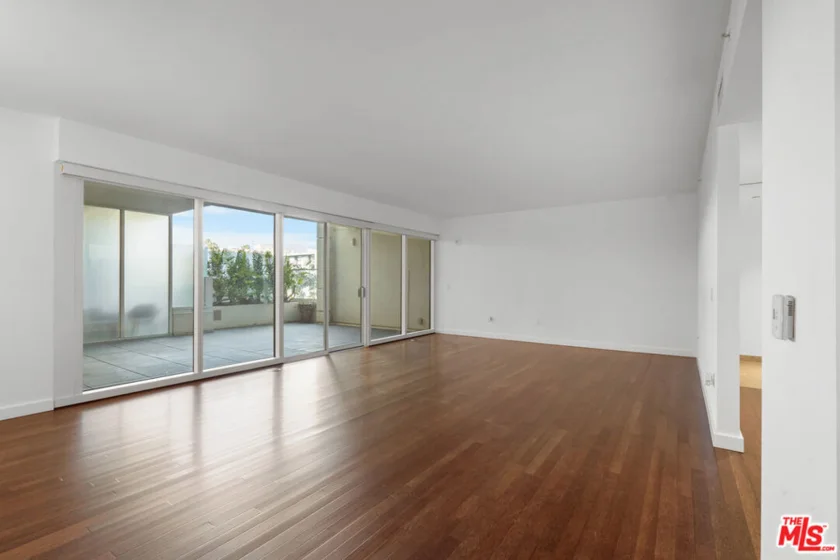 6250 Hollywood Boulevard #4E photo 26