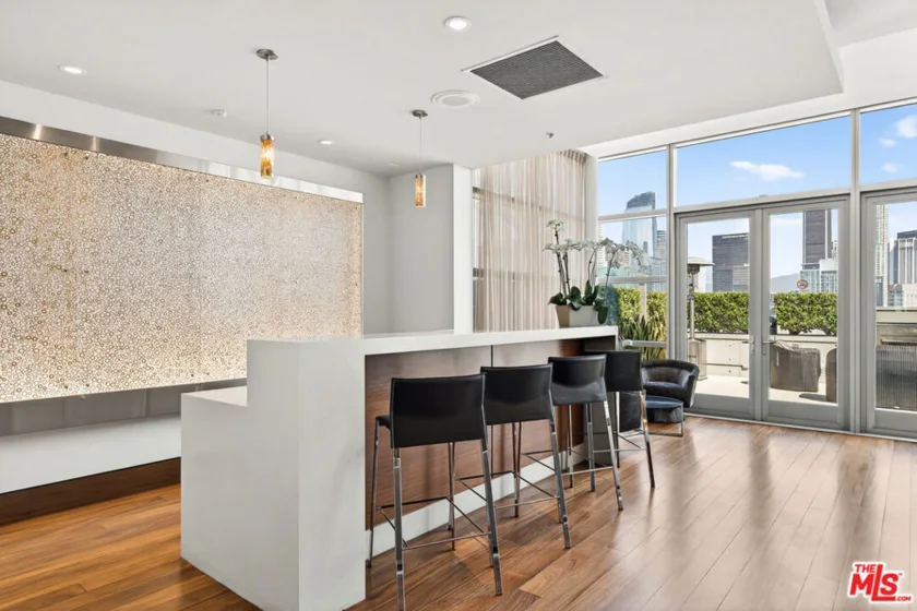 1155 S Grand Avenue #403 photo 18