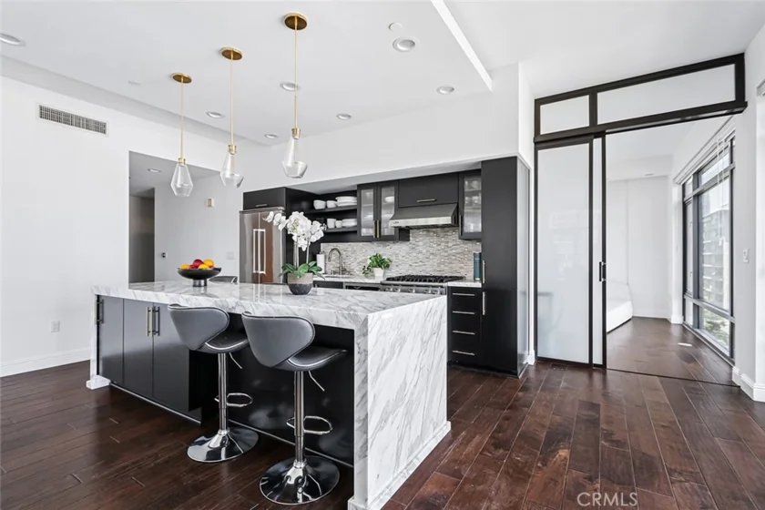 1111 S Grand Avenue #511 photo 10