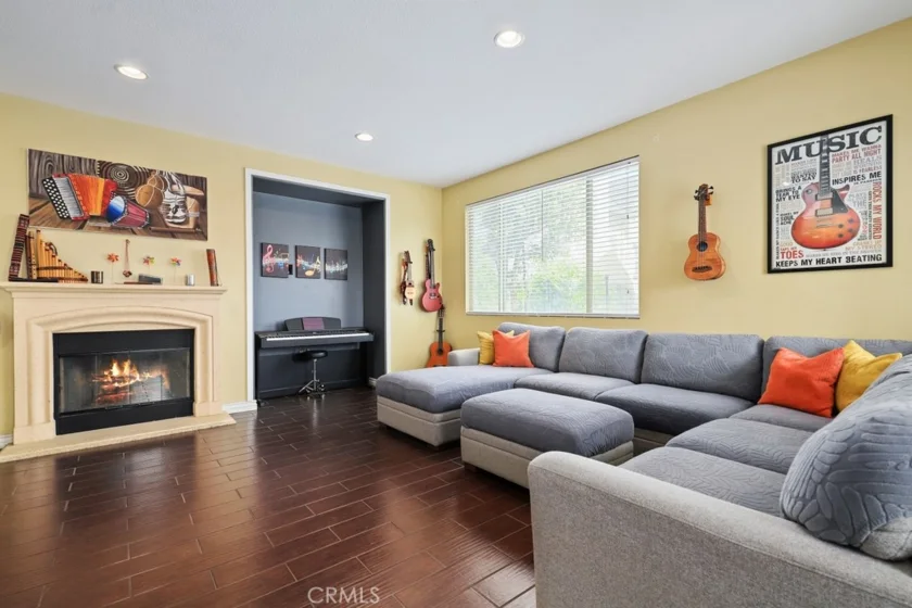 805 Piru Court photo 1