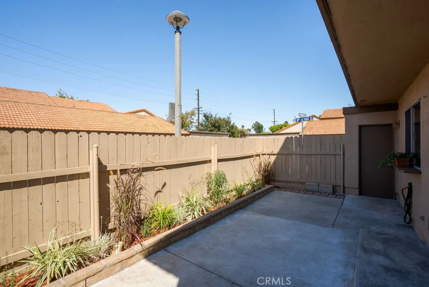 10525 Royal Oak photo 11