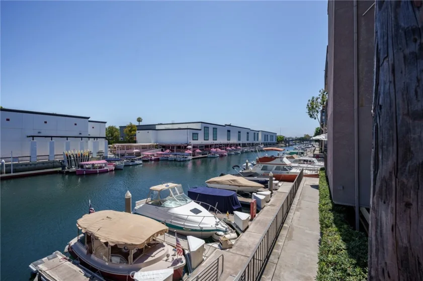N19 N Marina Pacifica photo 26