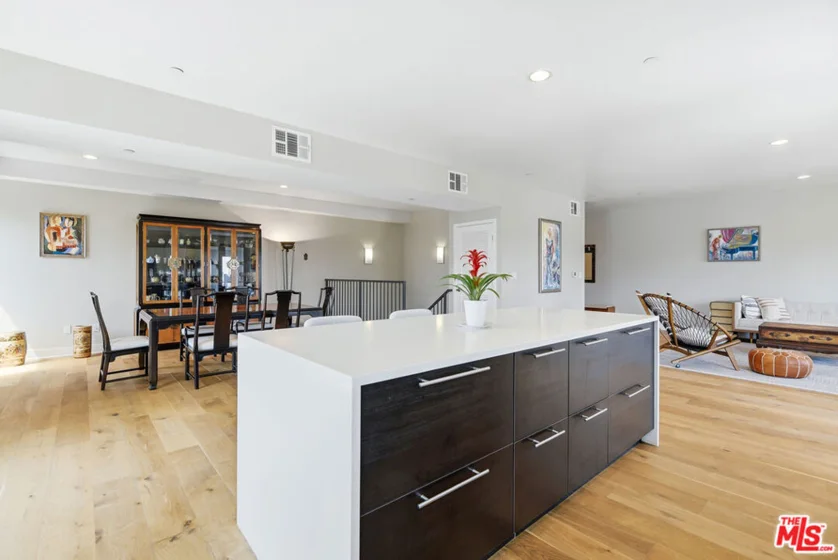 13337 Beach Avenue #403 photo 39