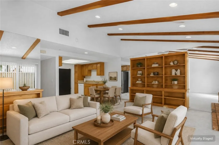 1427 Hillandale photo 3