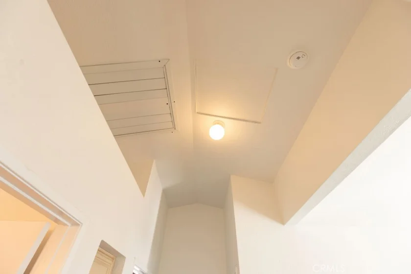 39779 Oak Cliff Drive photo 17