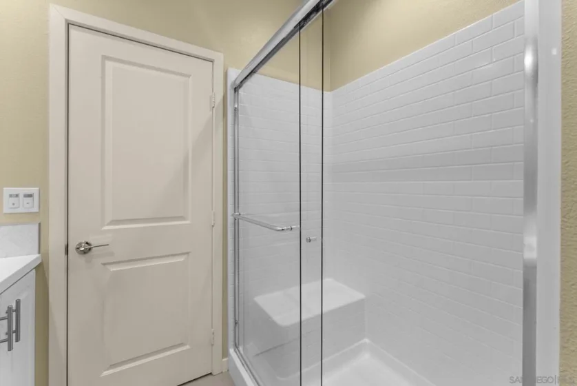 2564 S Escondido Boulevard #512 photo 20