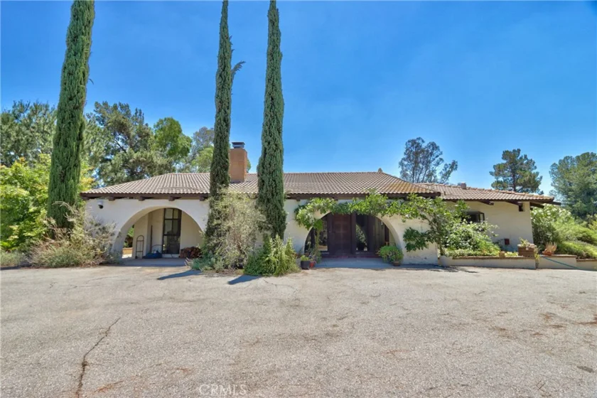 35010 Santa Rita Road photo 1