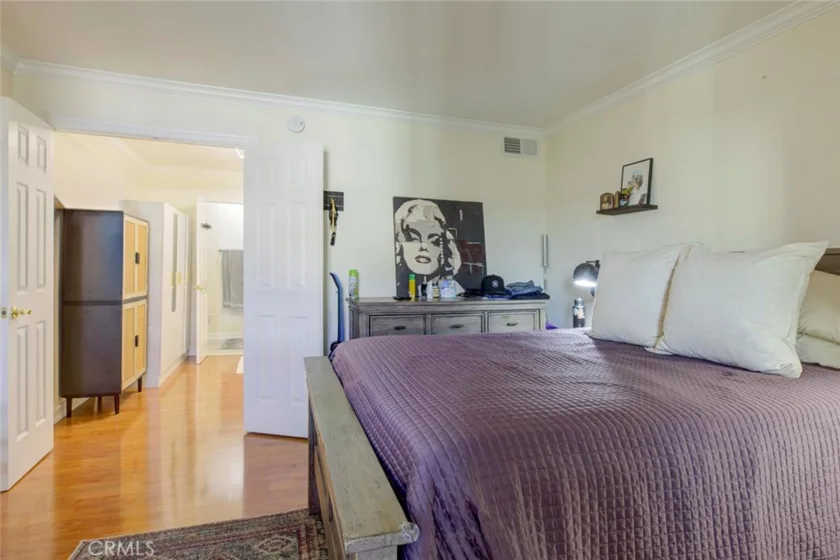 5334 Lindley Avenue #337 photo 33