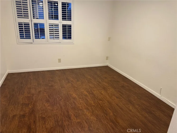 5460 White Oak photo 14
