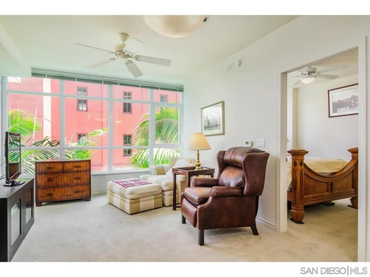 1431 Pacific Highway #416 photo 1