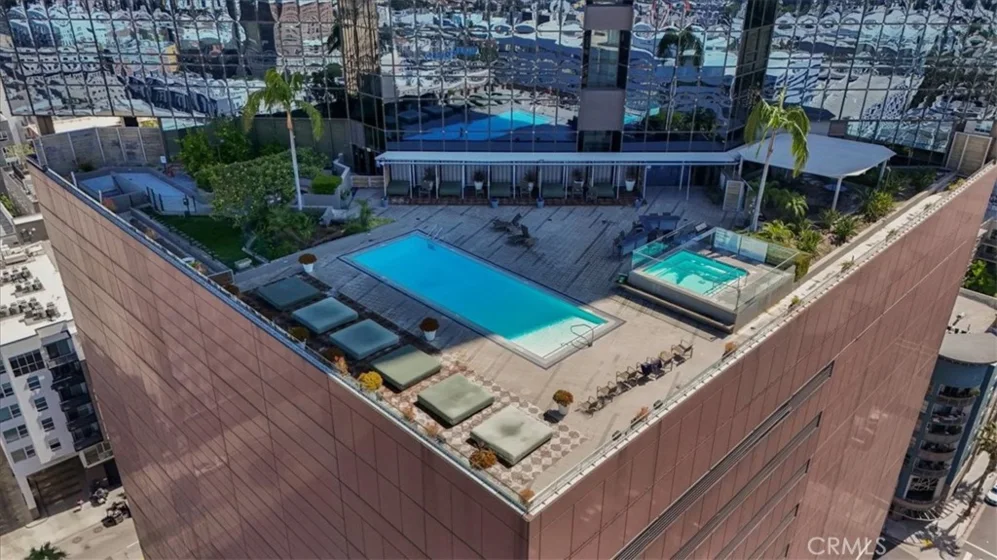 1100 Wilshire Boulevard #1812 photo 13