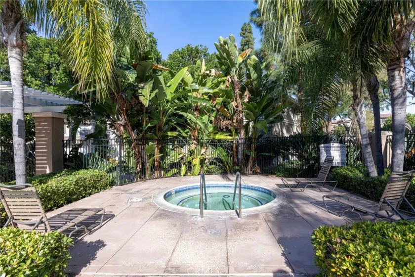 1804 Crescent Oak photo 29