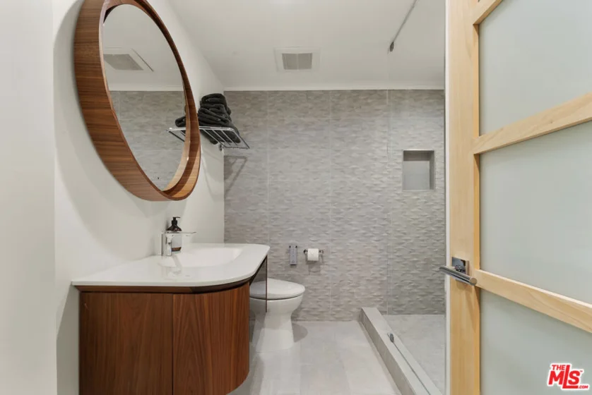 9000 Cynthia Street #207 photo 21