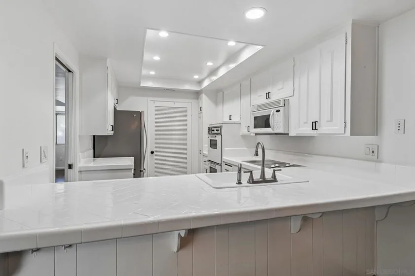 5236 Mount Alifan photo 5