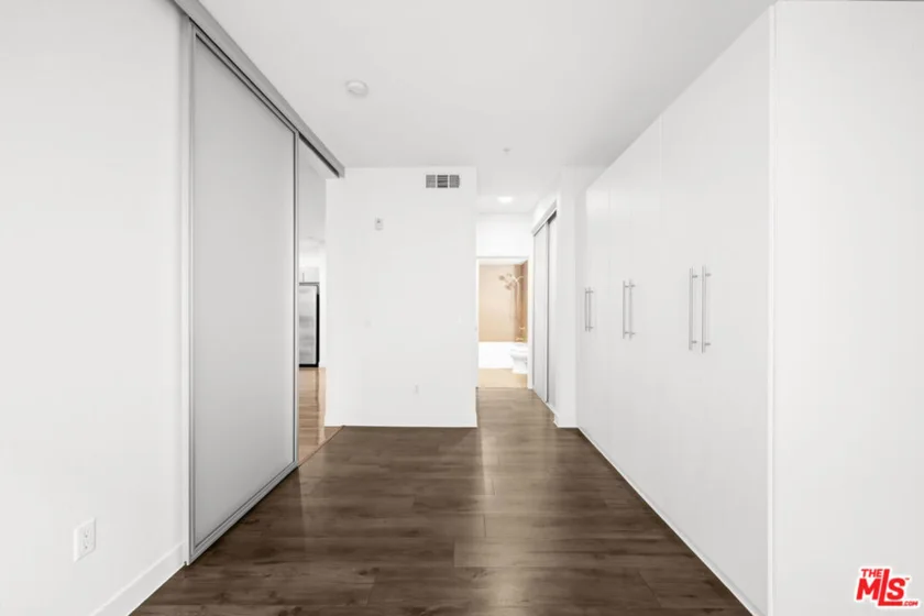 1234 Wilshire Boulevard #422 photo 11
