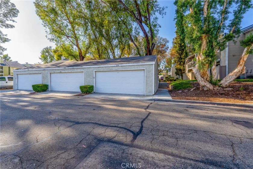 6210 Hartford Road #201 photo 18