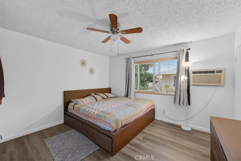 8788 Valley View #C photo 16