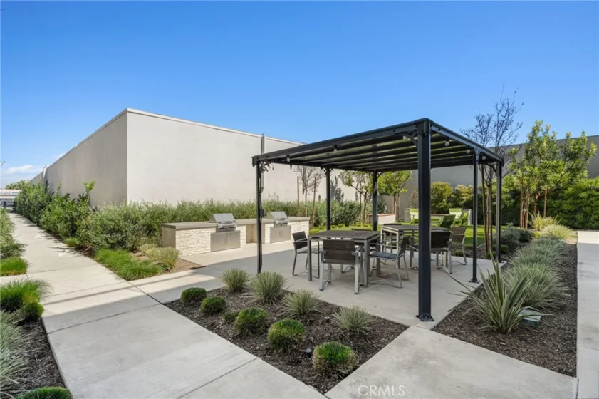 606 Dawson photo 20