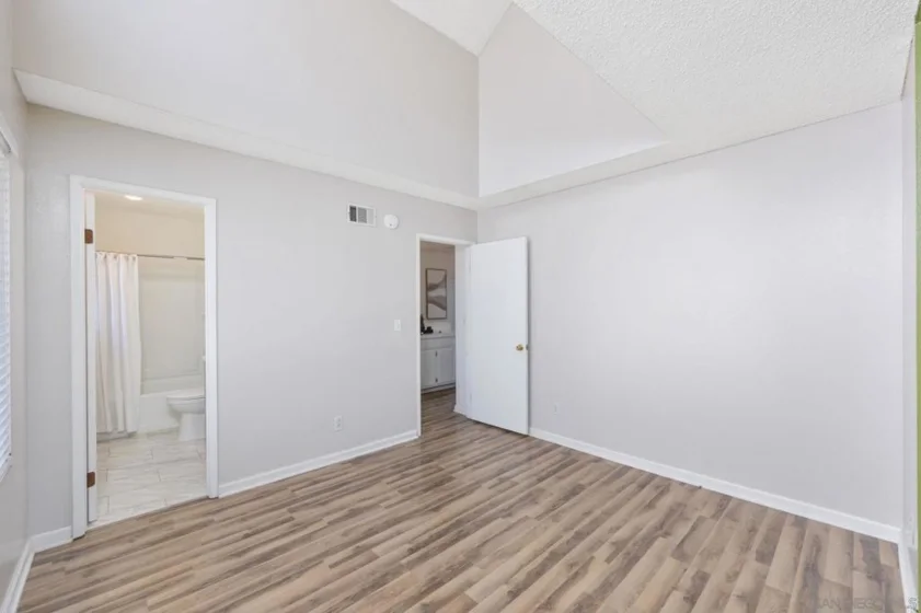 627 13th Street #23 photo 16