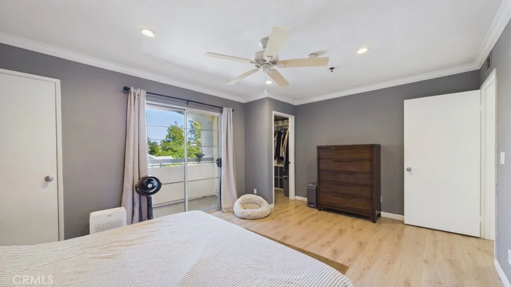 735 W California #102 photo 19
