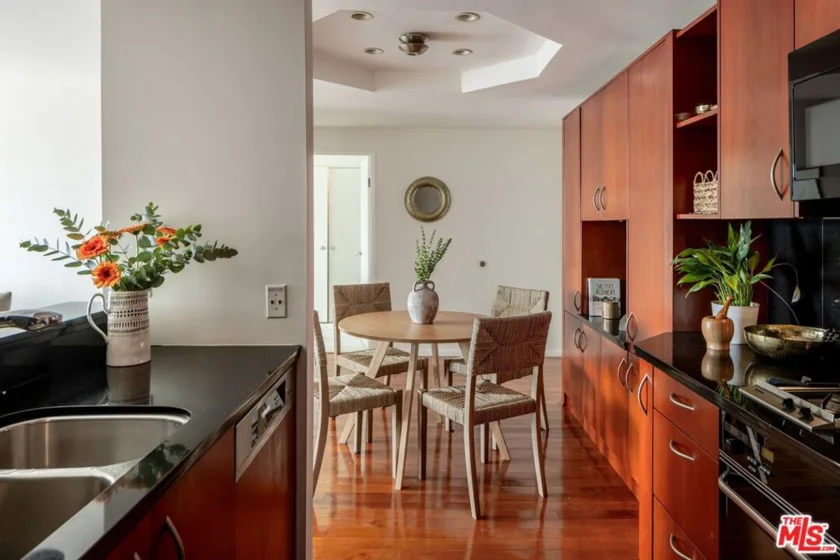 1230 Horn Avenue #728 photo 6