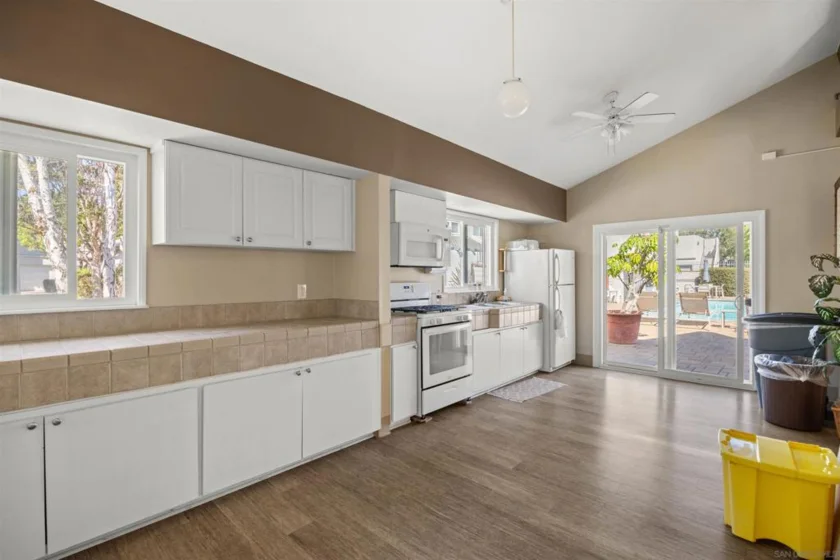 18664 Applewood #76 photo 27