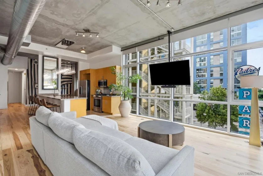 1025 Island Avenue #315 photo 1