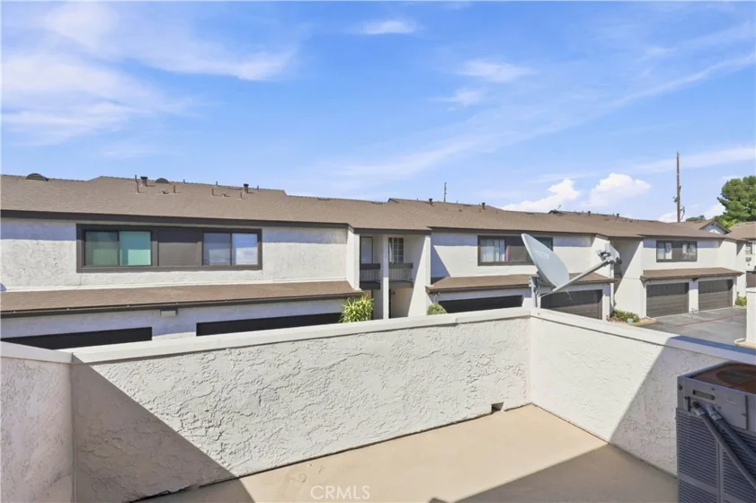 9625 Sylmar Avenue #23 photo 31