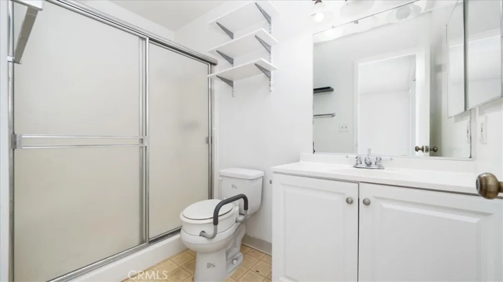 3649 Glendon Avenue #202 photo 35